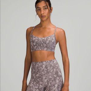 Brand new Flow Y Lululemon Bra
